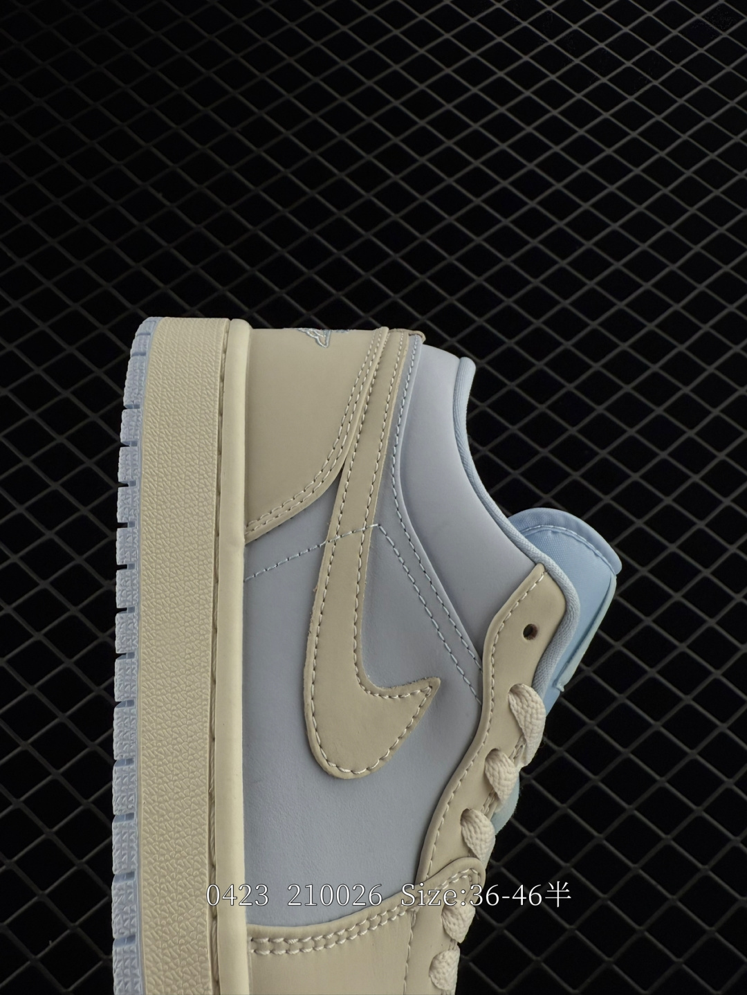 NIKE AIR JORDAN 1 LOW SE AJ1